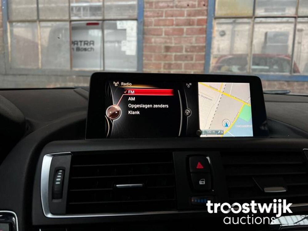 BMW M135i xDrive 1-serie 326pk 2015, J-245-DF