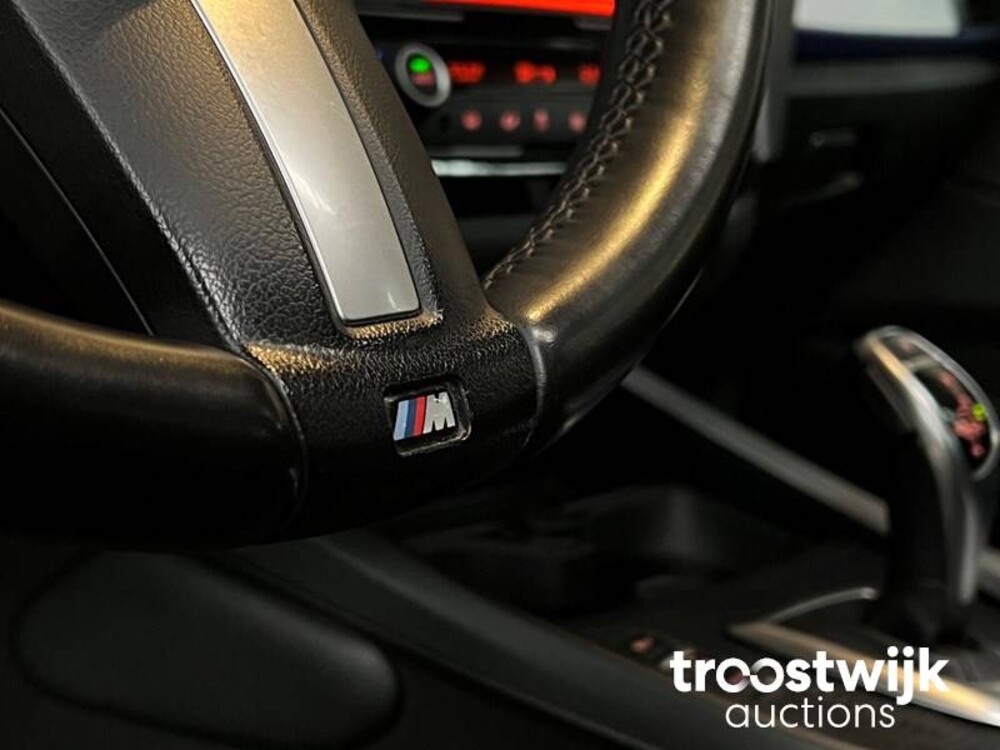 BMW M135i xDrive 1-serie 326pk 2015, J-245-DF