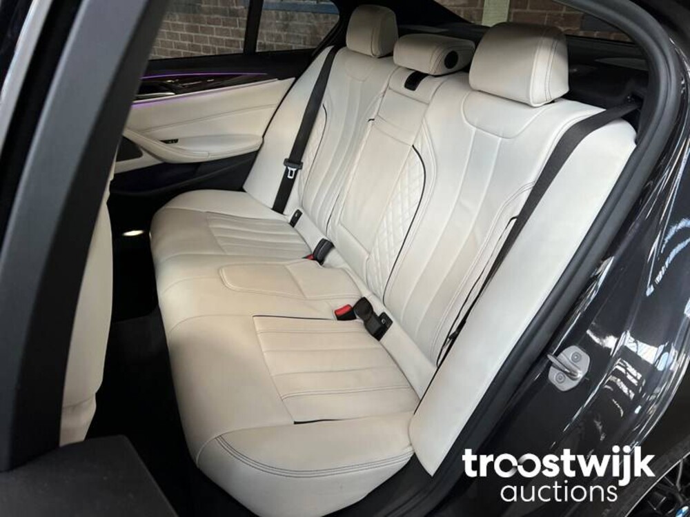 BMW 540i xDrive M-PERFORMANCE M-Sport Auto