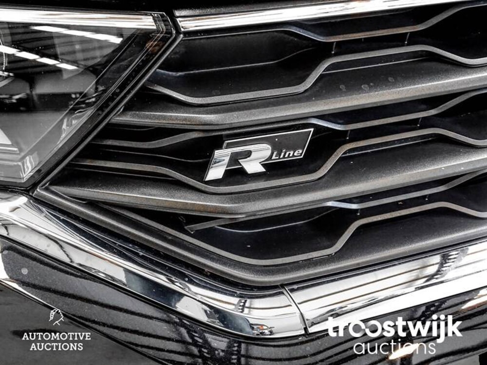 Volkswagen T-Roc R-Line 1.5 TSI Sport Business Auto