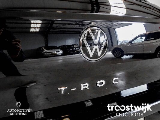 Volkswagen T-Roc R-Line 1.5 TSI Sport Business Car