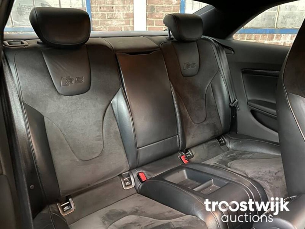 Audi S5 4.2 FSI Quattro Auto