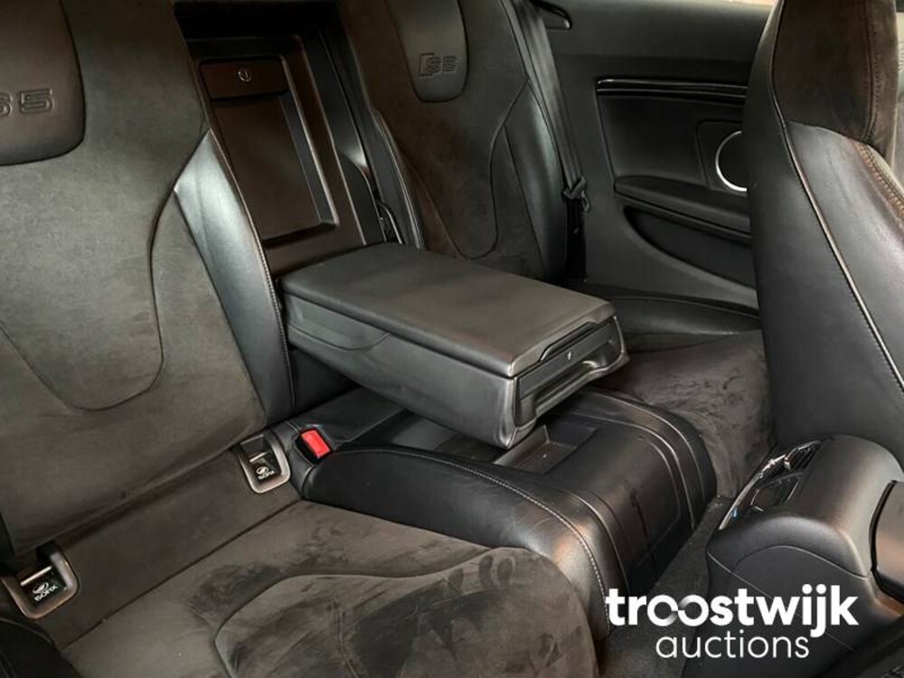 Audi S5 4.2 FSI Quattro Auto