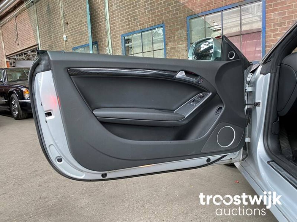 Audi S5 4.2 FSI Quattro Auto