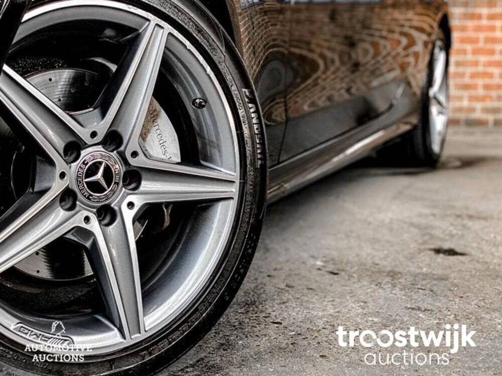 Mercedes-Benz C180 Coupe AMG Premium Plus Auto