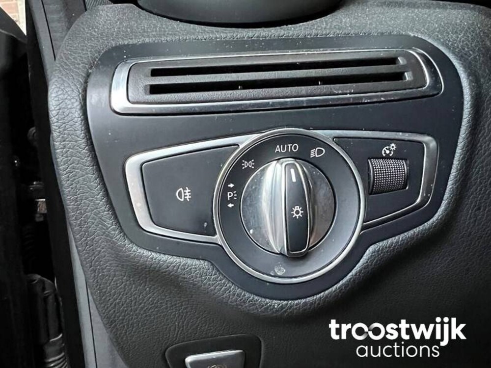 Mercedes-Benz C180 Coupe AMG Premium Plus Auto