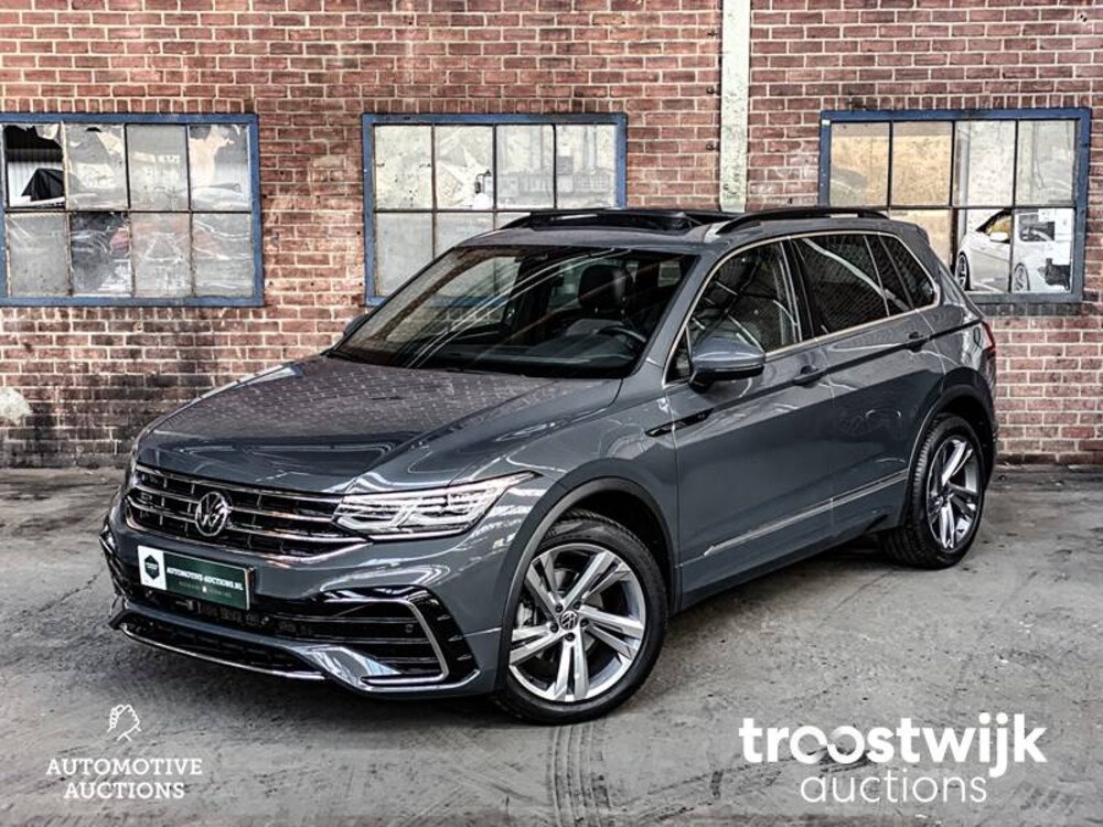 Volkswagen Tiguan R-Line TSI Life Business Auto
