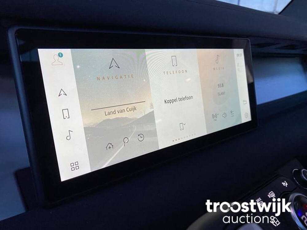 Land Rover Defender 110 D250 SE Aut 250pk 2023 -Fabrieksgarantie-