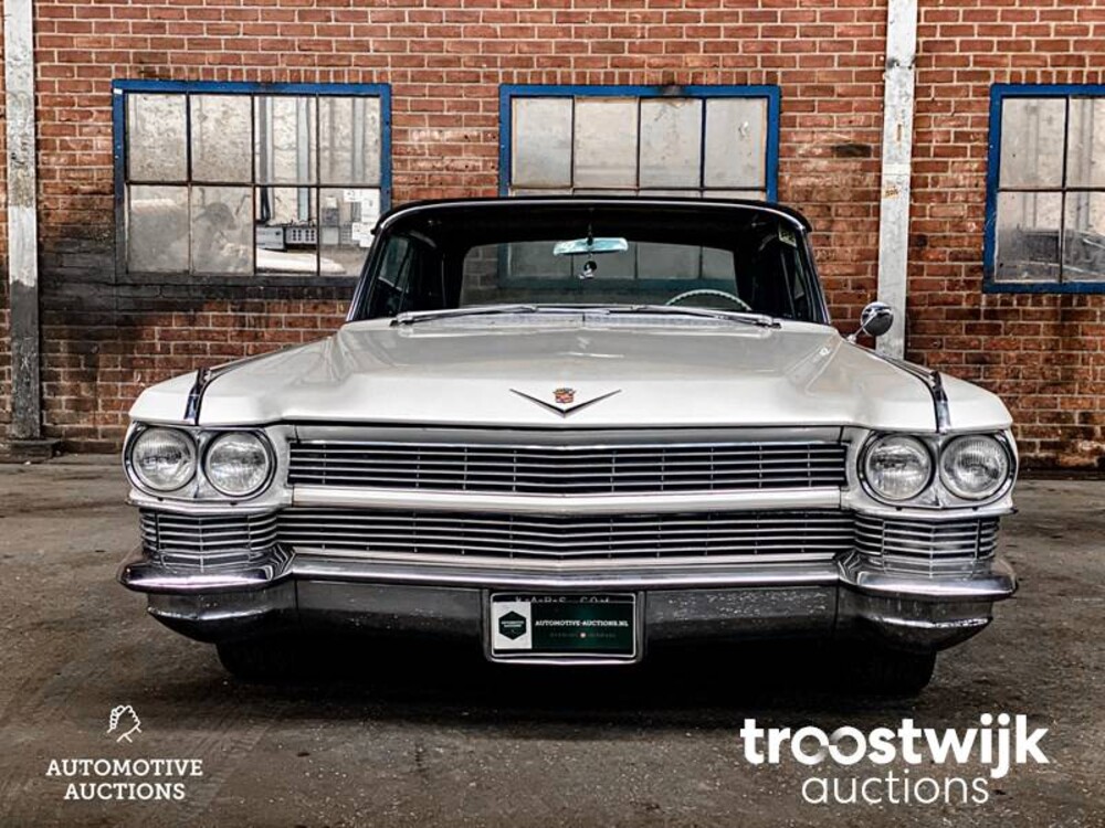 Cadillac De Ville Auto