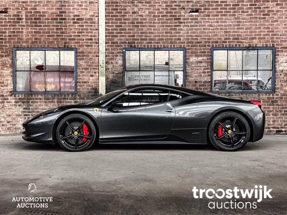 Ferrari 458 Italia F142 4.5 V8 570pk 2011