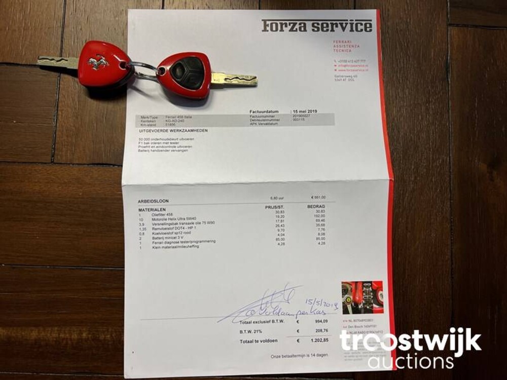 Ferrari 458 Italia F142 4.5 V8 570pk 2011