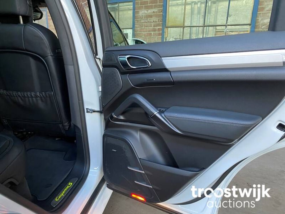 Porsche Cayenne S E-Hybrid 3.0 Auto