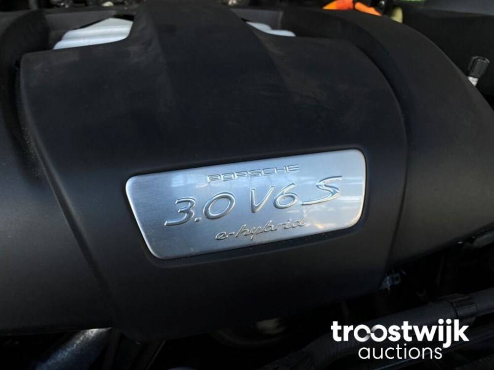 Porsche Cayenne S E-Hybrid 3.0 Auto