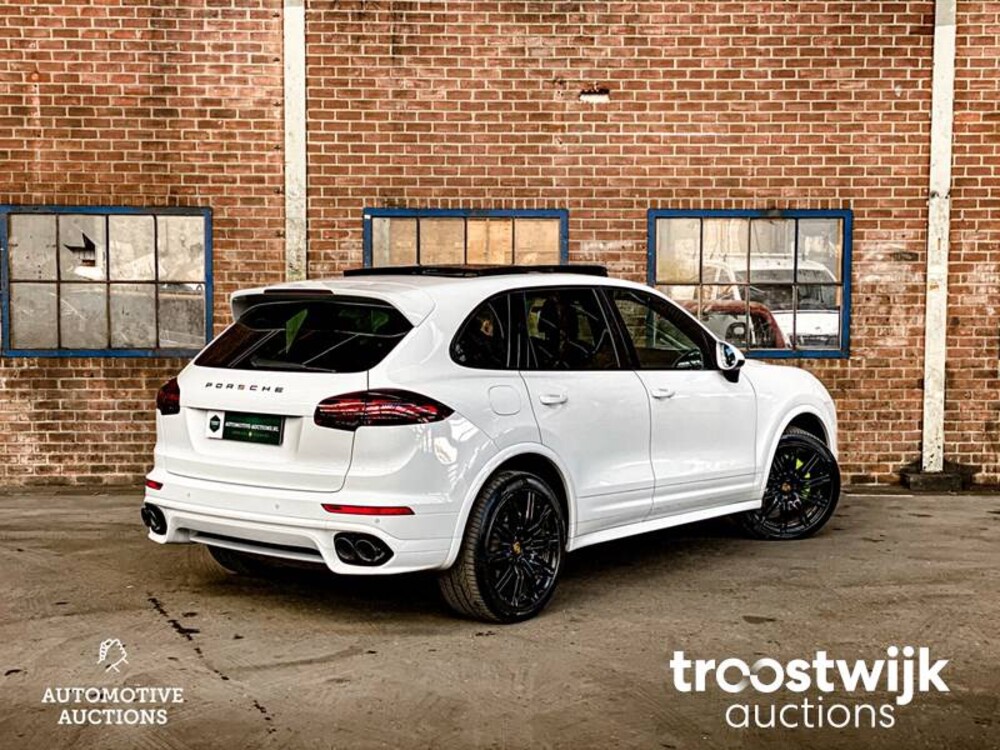 Porsche Cayenne S E-Hybrid 3.0 Auto