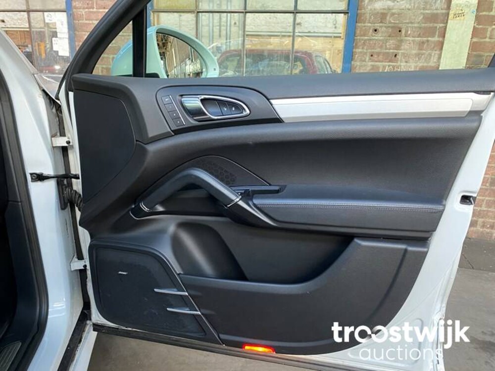 Porsche Cayenne S E-Hybrid 3.0 Auto