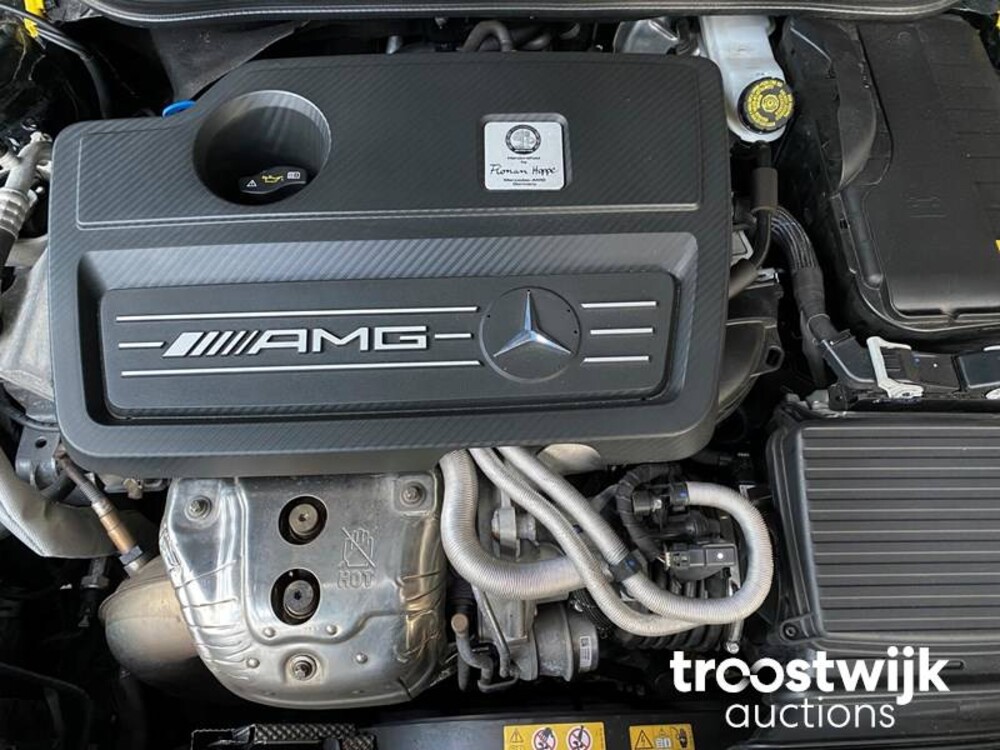 Mercedes-Benz CLA45 AMG 4Matic Auto