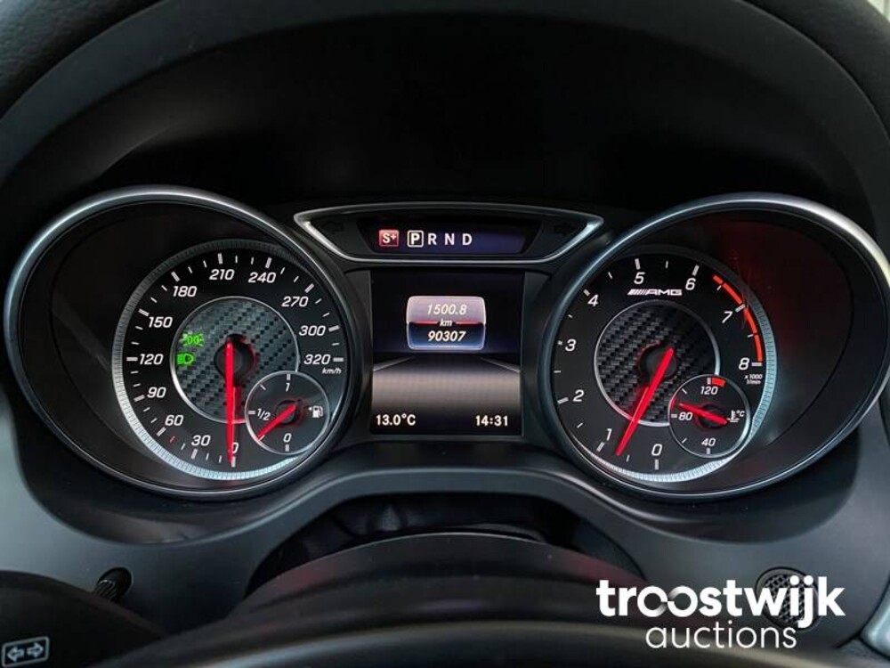 Mercedes-Benz CLA45 AMG 4Matic Auto