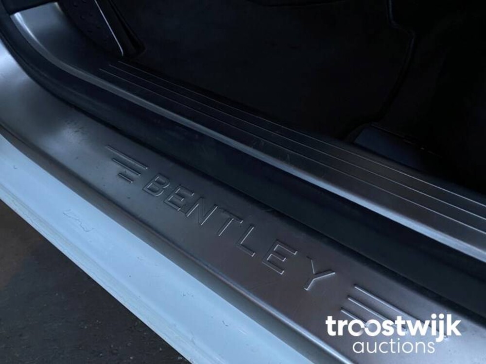 Bentley Continental Flying Spur 6.0 W12 Auto