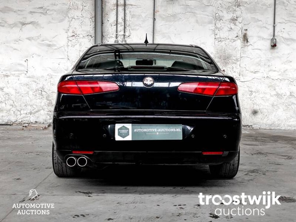 Alfa Romeo 166 3.0 V6 Progression  220pk 2002, -Orig. NL-, 72-JH-ST