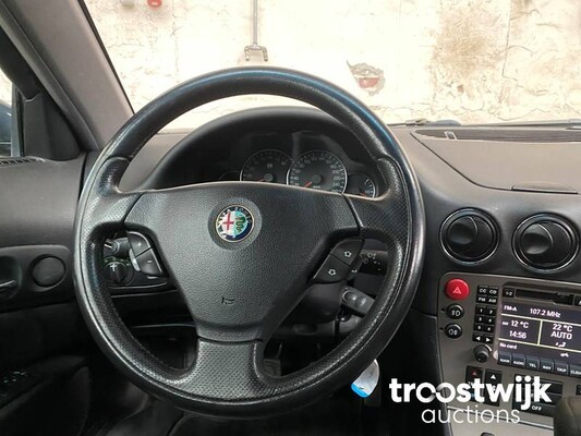Alfa Romeo 166 3.0 V6 Progression  220pk 2002, -Orig. NL-, 72-JH-ST