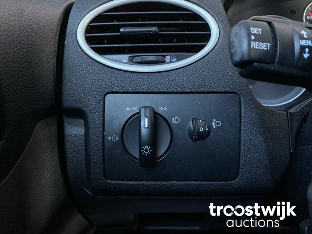 Ford Focus Champion 1.6-16V 101pk 2006, -Orig.NL-, 09-ST-PZ