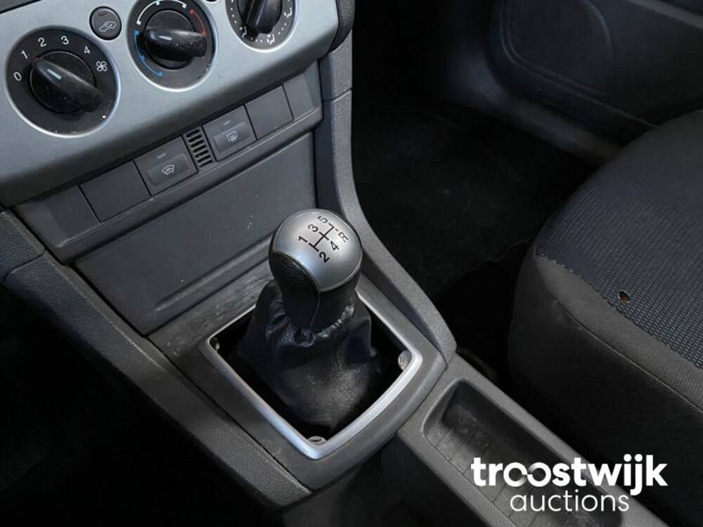 Ford Focus 1.6-16V First Ed. 101pk 2005, -Orig. NL- 16-RF-GG