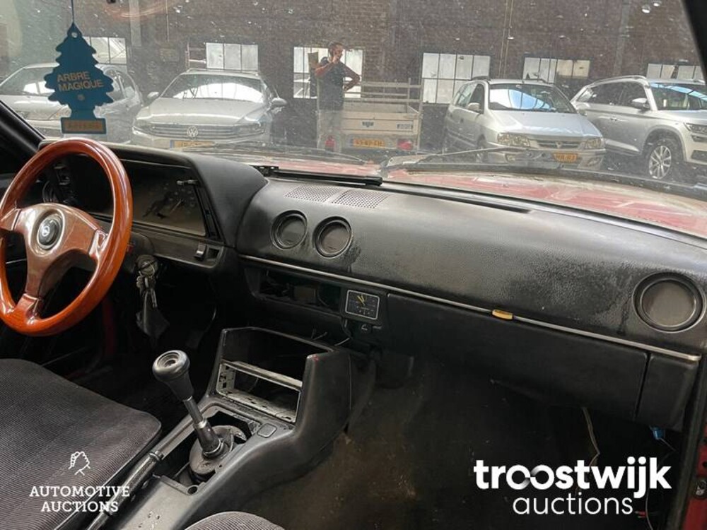 Opel Manta 19 N Opel Manta 88pk 1981, -Orig.NL-, HD-01-BX