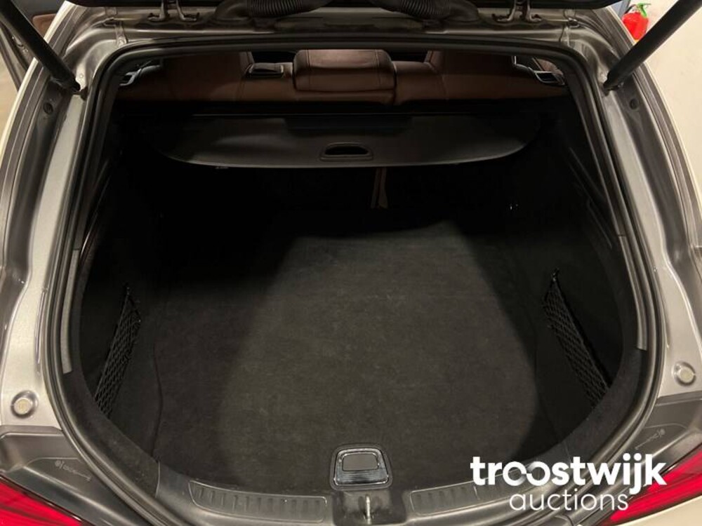 Mercedes-Benz CLA220 AMG D 4Matic 7G-DCT Car