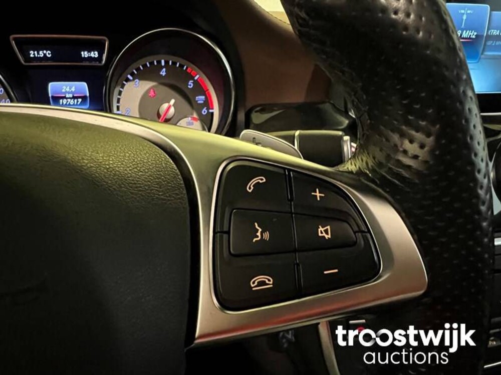 Mercedes-Benz CLA220 AMG D 4Matic 7G-DCT Car