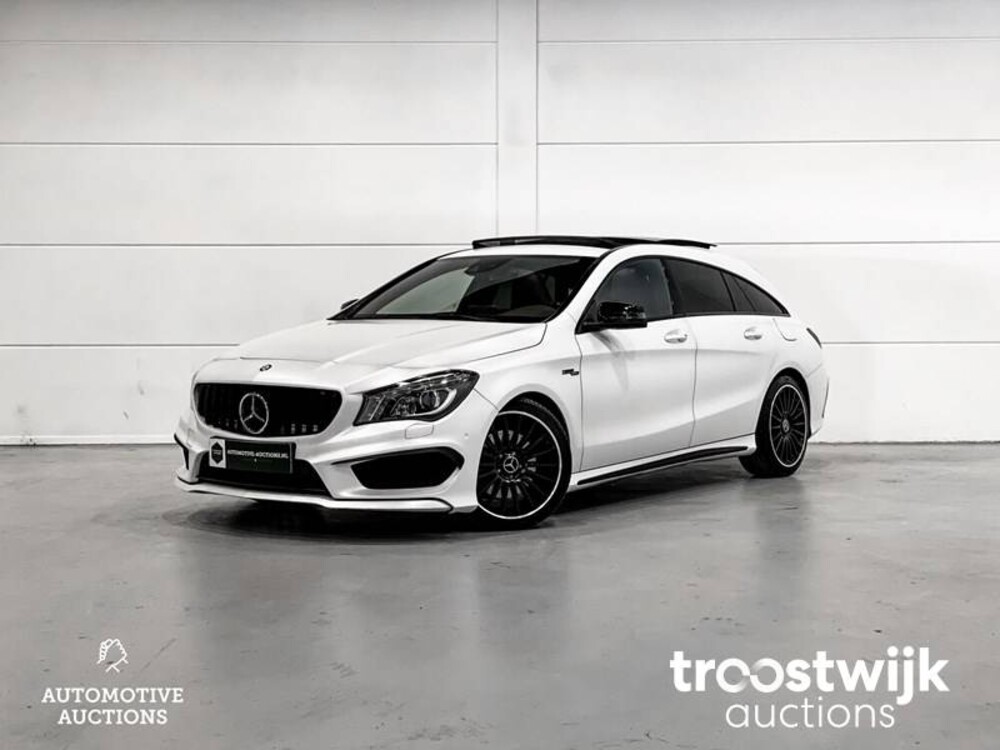 Mercedes-Benz CLA220 AMG D 4Matic 7G-DCT Car