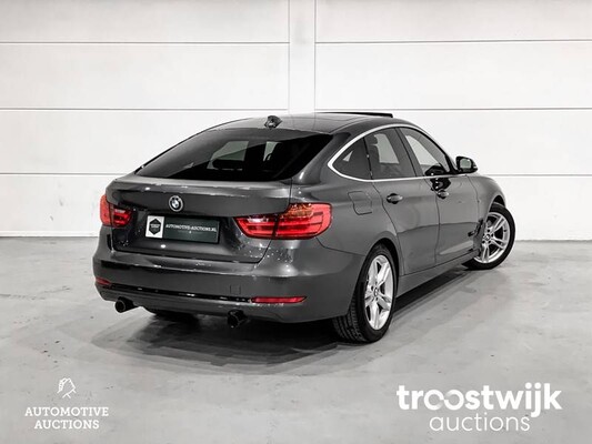 BMW 335i Gran Turismo M-Sport High Executive 3-serie 306pk 2014 -Orig. NL-, 8-SZJ-59