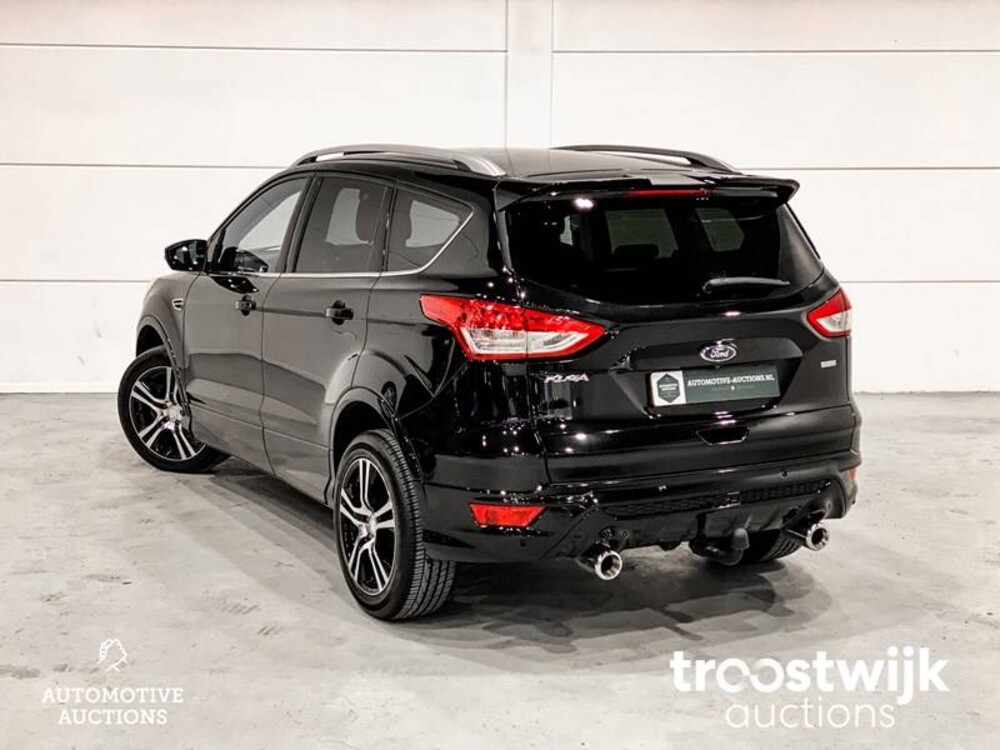 Ford Kuga Titanium Plus 4WD Car