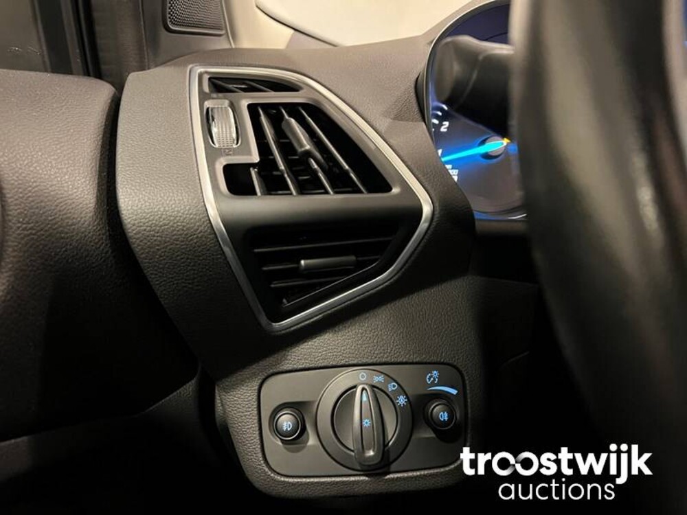 Ford Kuga Titanium Plus 4WD Car