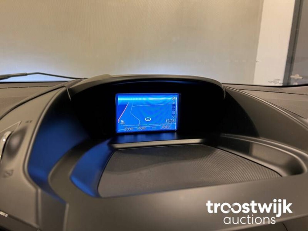 Ford Kuga Titanium Plus 4WD Car