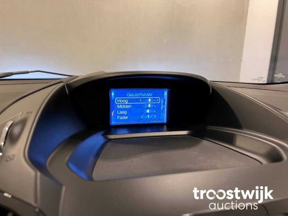 Ford Kuga Titanium Plus 4WD Car