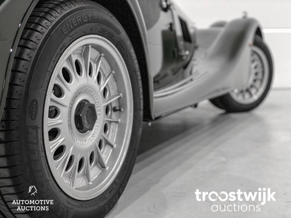 Morgan Plus 3.9 8 V8 2-seater  Car