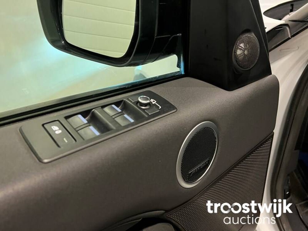 Land Rover Discovery 2.0 SD4 Auto