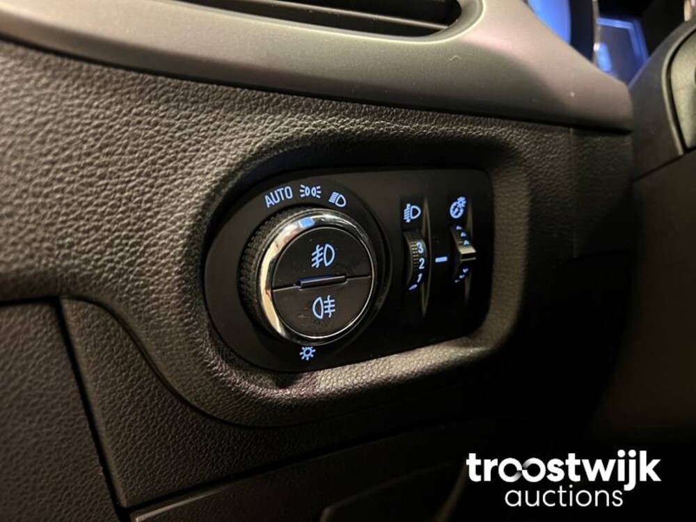 Opel Astra Sports Tourer CDTI Business+ Auto