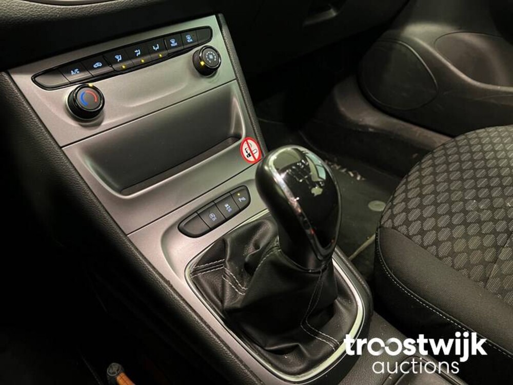 Opel Astra Sports Tourer CDTI Business+ Auto