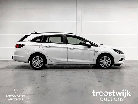 Opel Astra Sports Tourer CDTI Business+ 110 2018 -Orig. NL-, RN-651-N