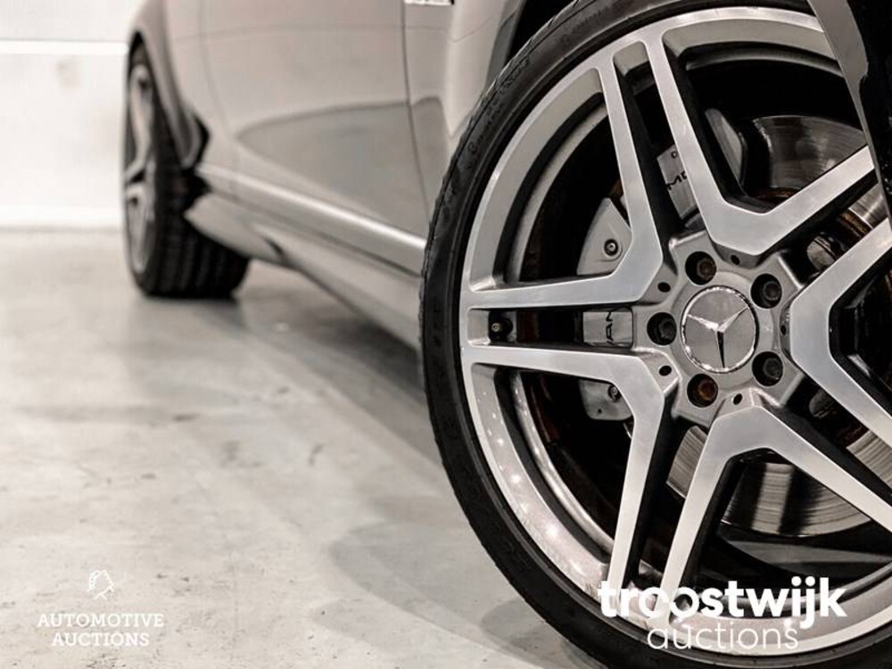 Mercedes-Benz CL63 AMG Auto