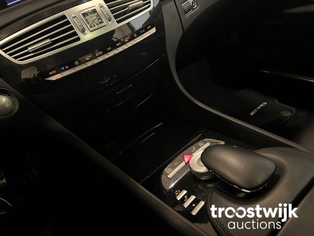 Mercedes-Benz CL63 AMG Auto