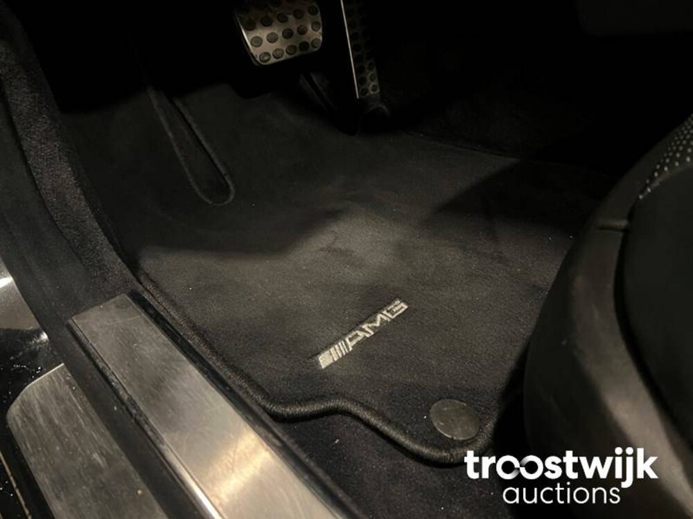 Mercedes-Benz CL63 AMG Auto