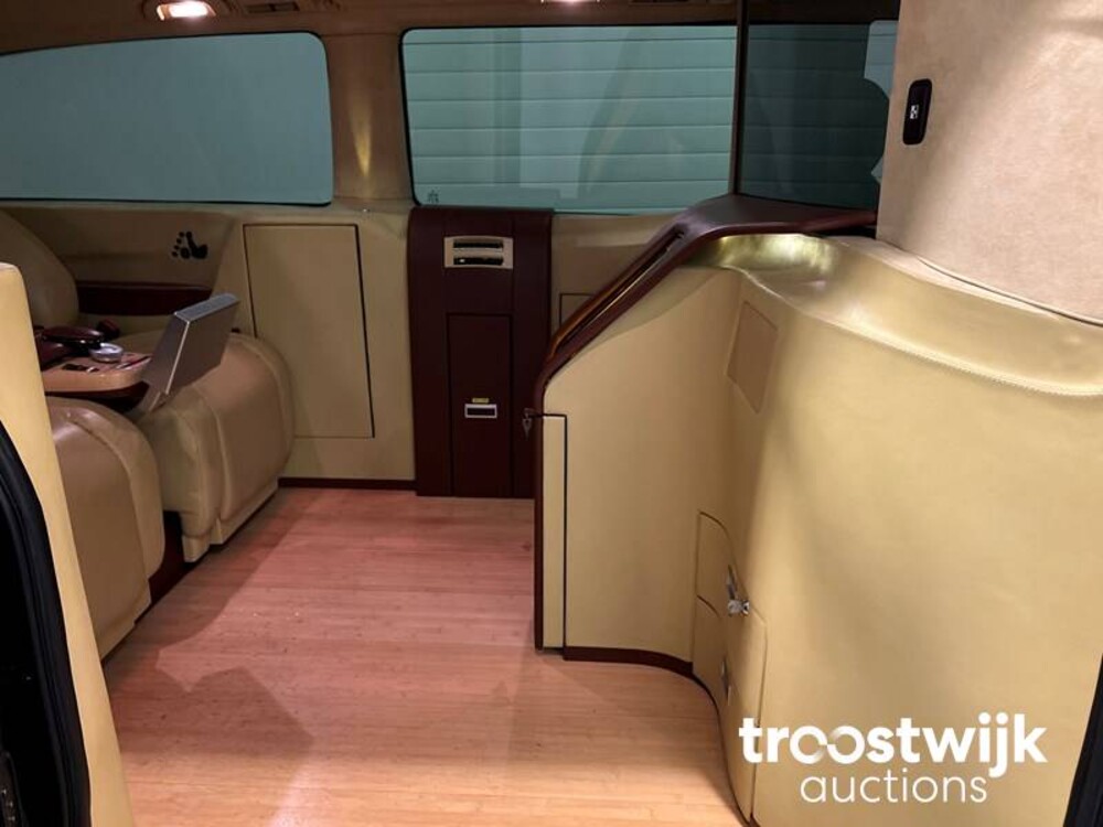 Mercedes-Benz Viano Brabus 4.4 V6 VIP Auto