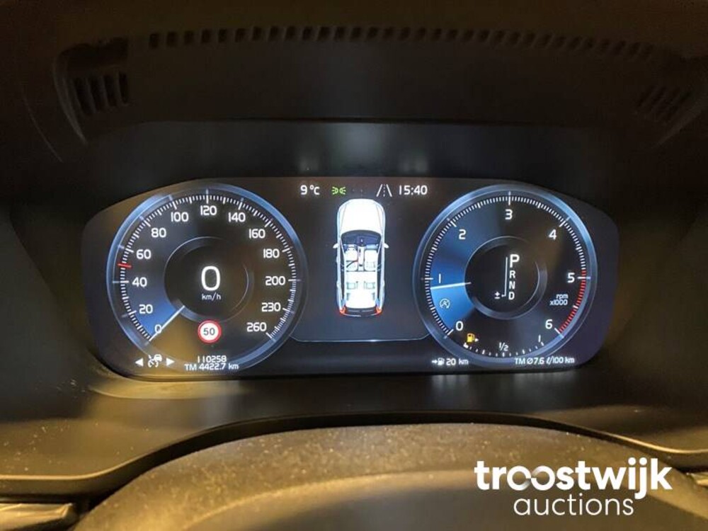 Volvo XC60 D4 AWD Momentum Auto