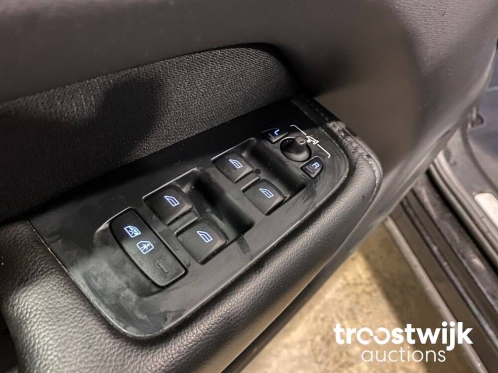 Volvo XC60 D4 AWD Momentum Auto