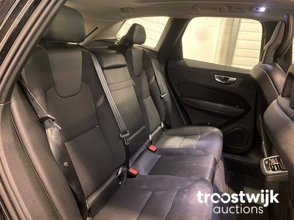 Volvo XC60 D4 AWD Momentum Auto