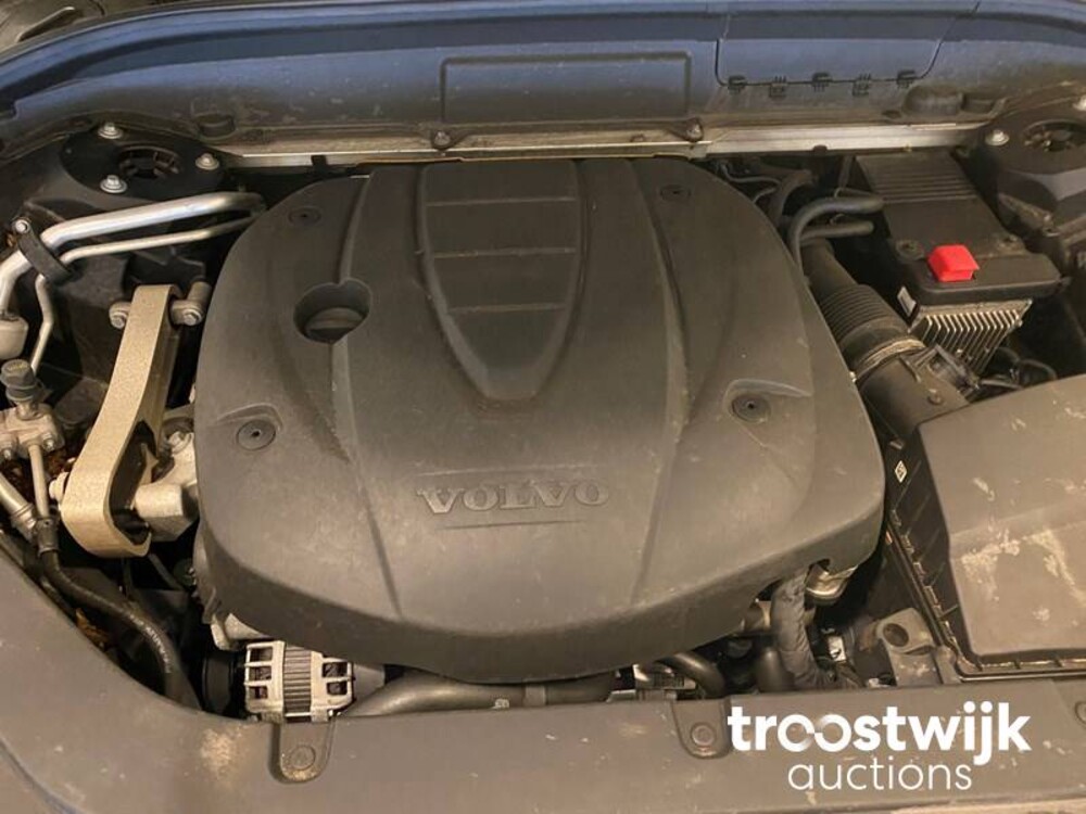 Volvo XC60 D4 AWD Momentum Auto