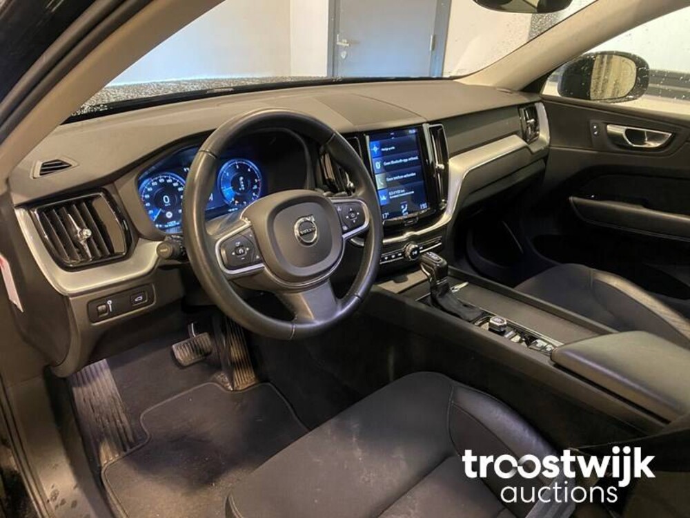 Volvo XC60 D4 AWD Momentum Auto