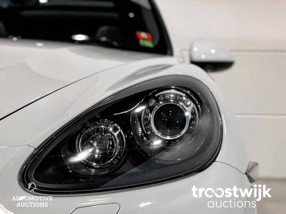 Porsche Cayenne GTS 4.8 V8 Auto